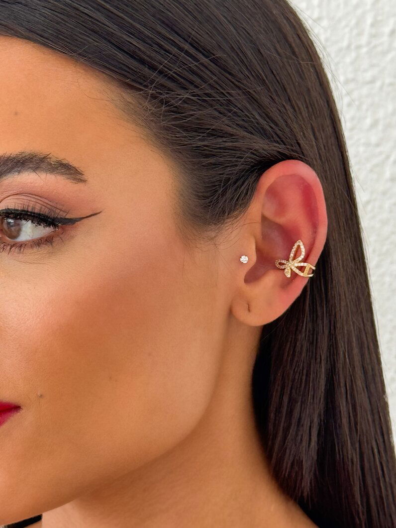 Piercing Folheado a Ouro 18K e Prata Laço Cravejado