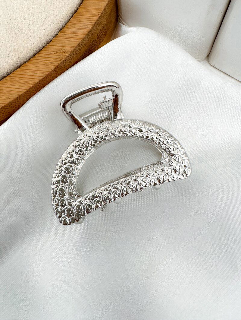 Presilha Folheada a Ouro 18k e Prata Lua Martelada