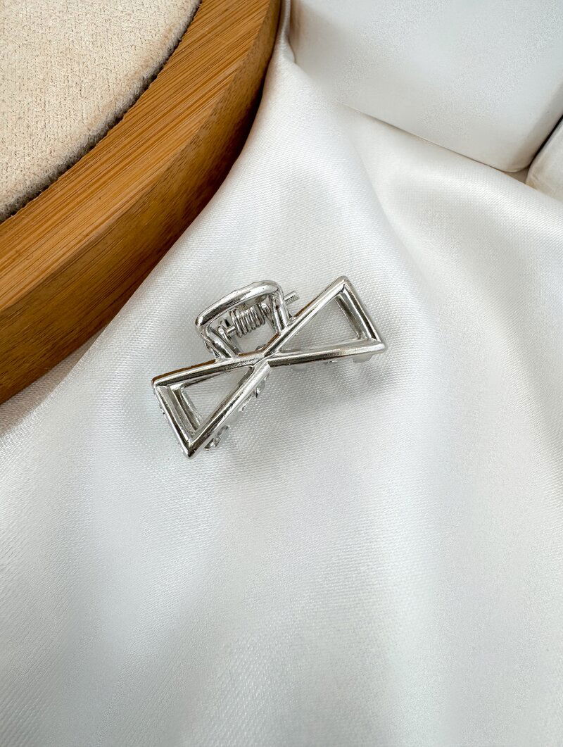 Presilha Folheado a Ouro 18k e Prata Laço Liso