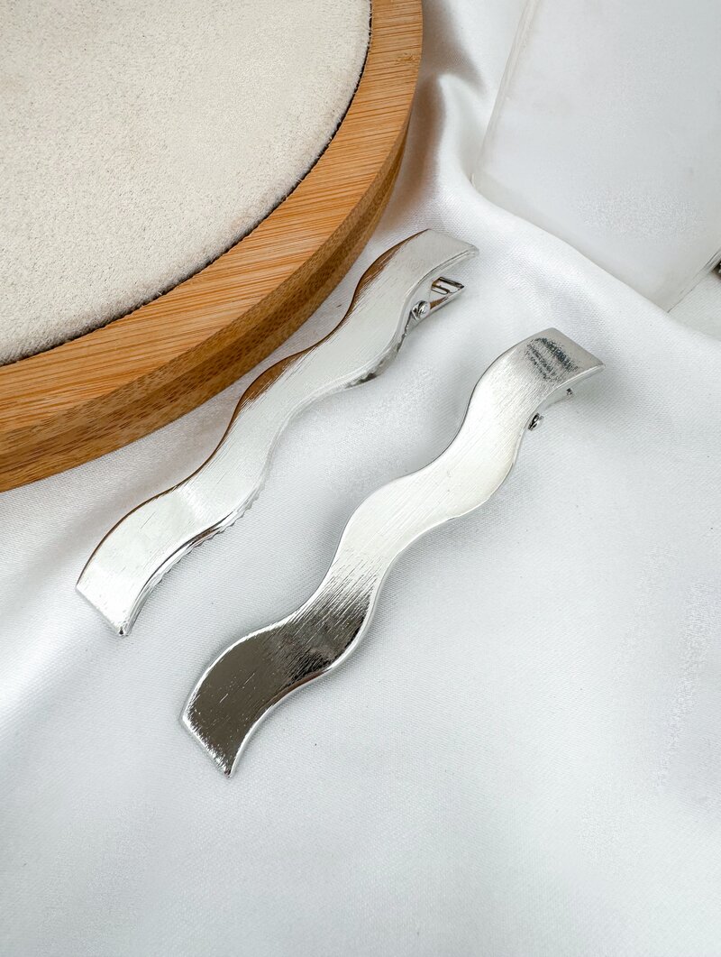 Presilha Folheado a Ouro 18k e Prata Ondulada