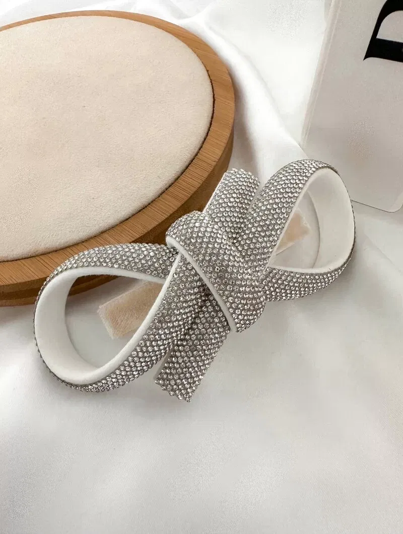 Presilha Laço com Strass