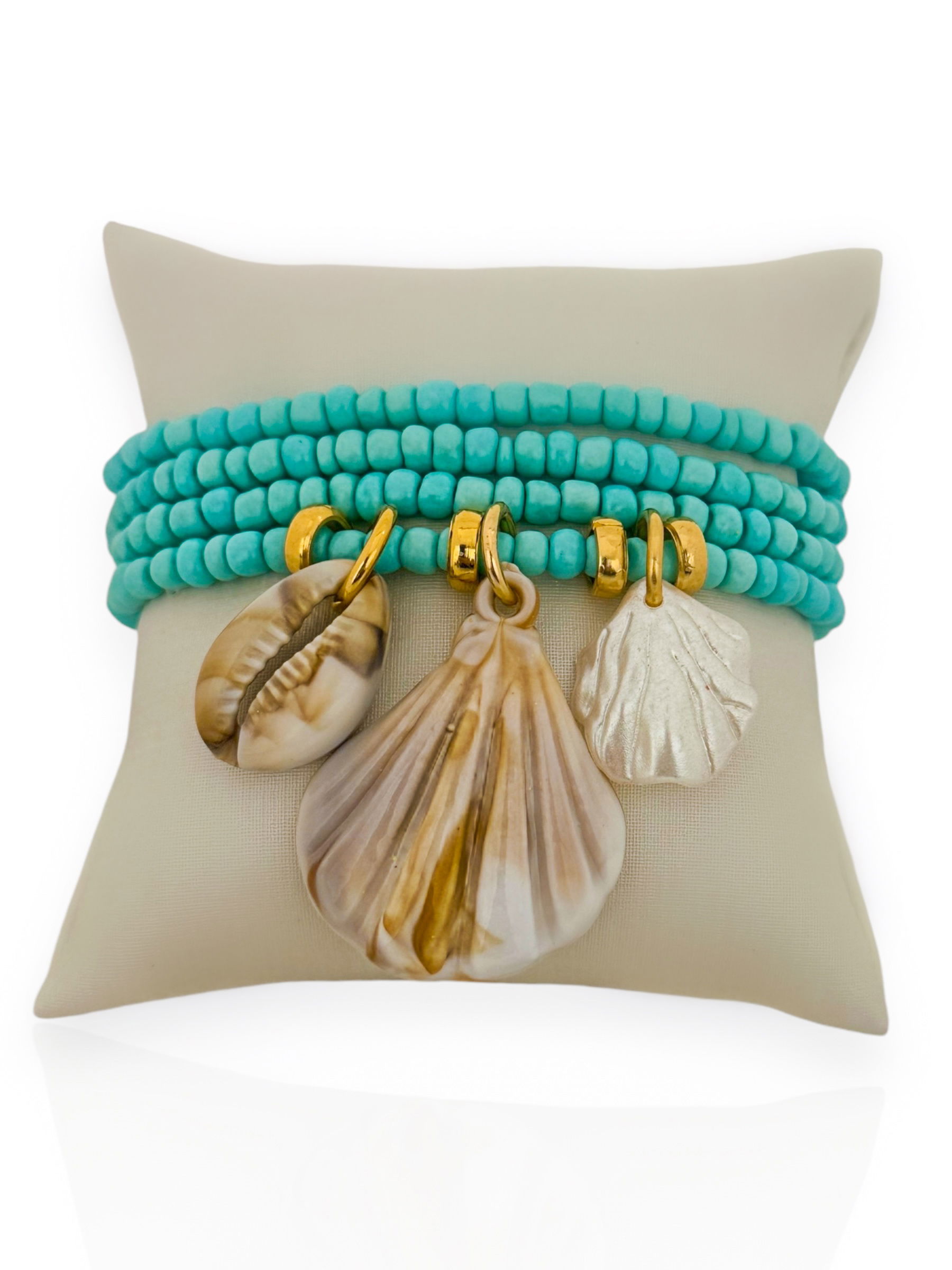 Pulseira Com Miçanga e Pérolas, Conchas