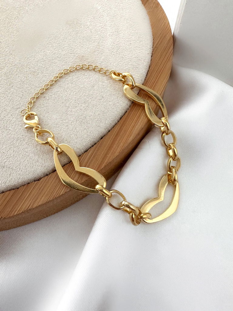 Pulseira corações alta blogger folheado a ouro 18k e prata 925.