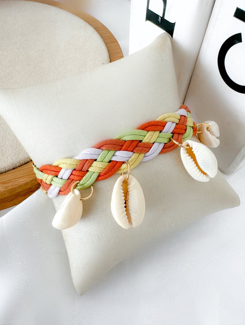 Pulseira de Macramê com Búzios