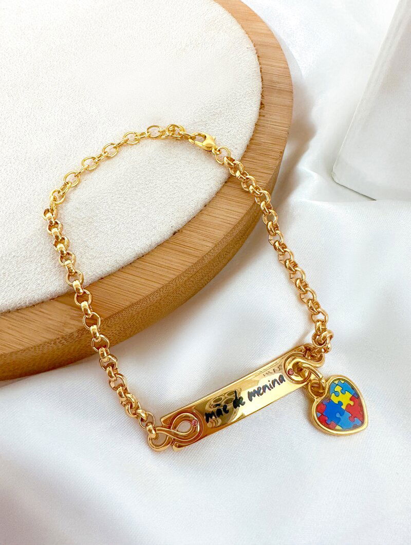 PULSEIRA EM VERNIZ ITALIANO PERSONALIZADA PLAQUINHA