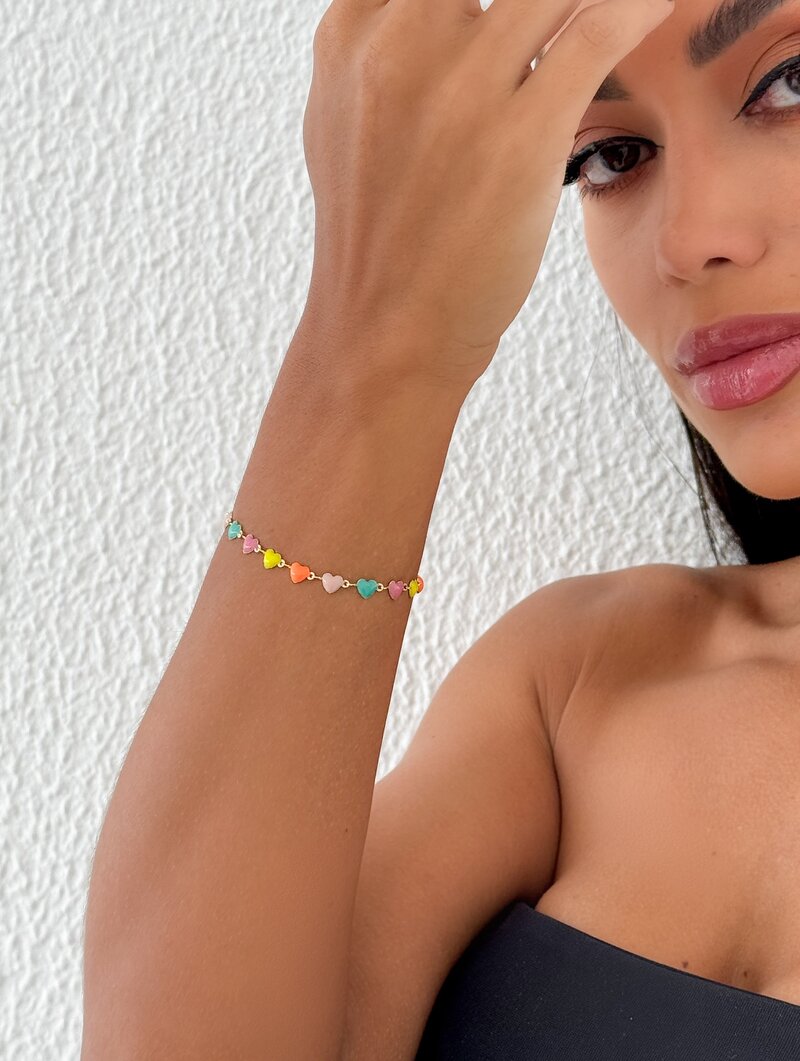 Pulseira Folheada a Ouro 18k Corações Resinados Coloridos