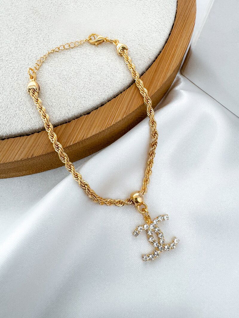 Pulseira Folheada a Ouro 18k Cordão Baiano com Pingente Inspiração