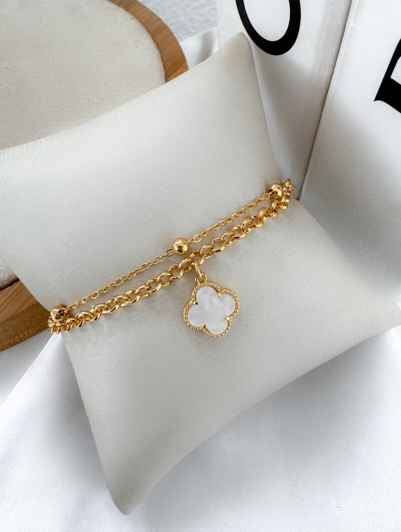 Pulseira Folheada a Ouro 18k Dois Fios com Elo Português e Pingente Inspiração