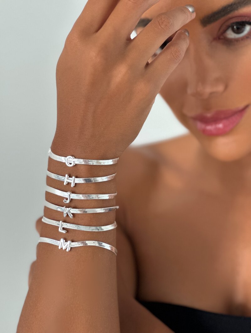 Pulseira Folheada a Ouro 18k e Prata 925 Fita Laminada com Inicial