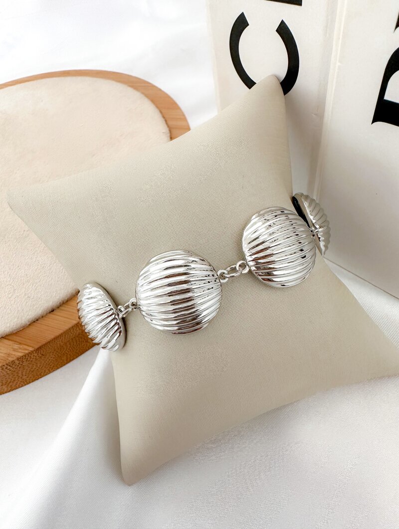 pulseira folheada a ouro 18k e prata circulos listrados