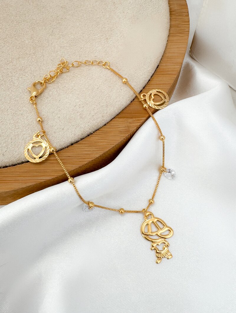 Pulseira Folheada a Ouro 18k e Prata com Pingentes Criança e Cristais