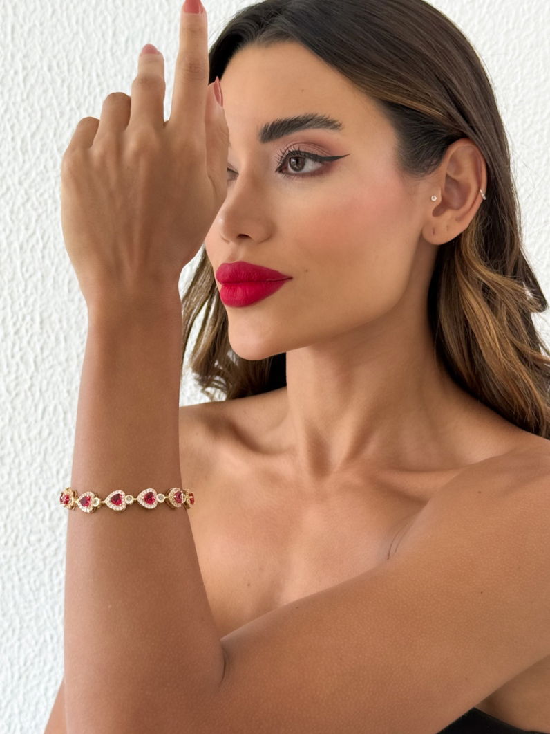 Pulseira Folheada a Ouro 18k e Prata Coração de Cristal Com Zircônias
