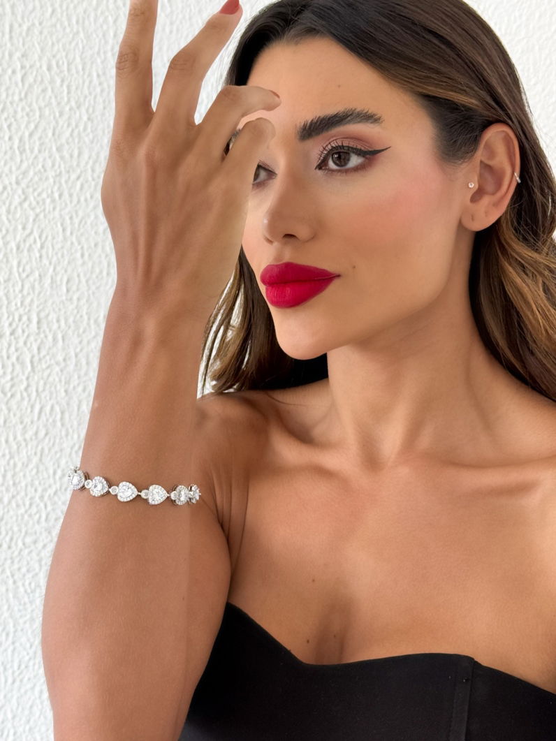 Pulseira Folheada a Ouro 18k e Prata Coração de Cristal Com Zircônias