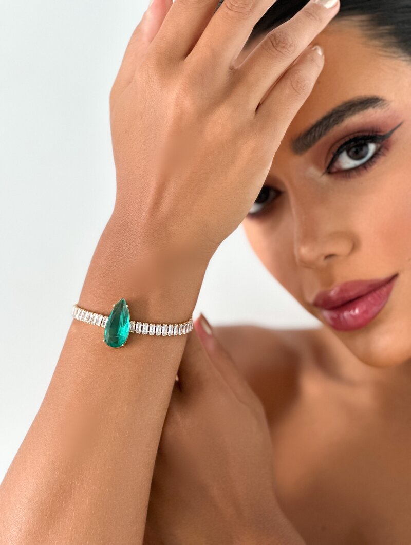 Pulseira Folheada a Ouro 18k e Prata Navetes com Gota de Zircônia