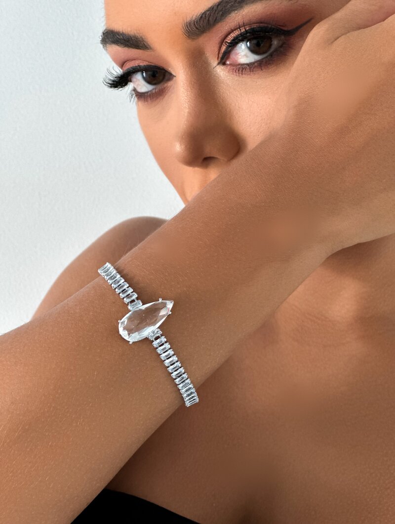 Pulseira Folheada a Ouro 18k e Prata Navetes com Gota de Zircônia