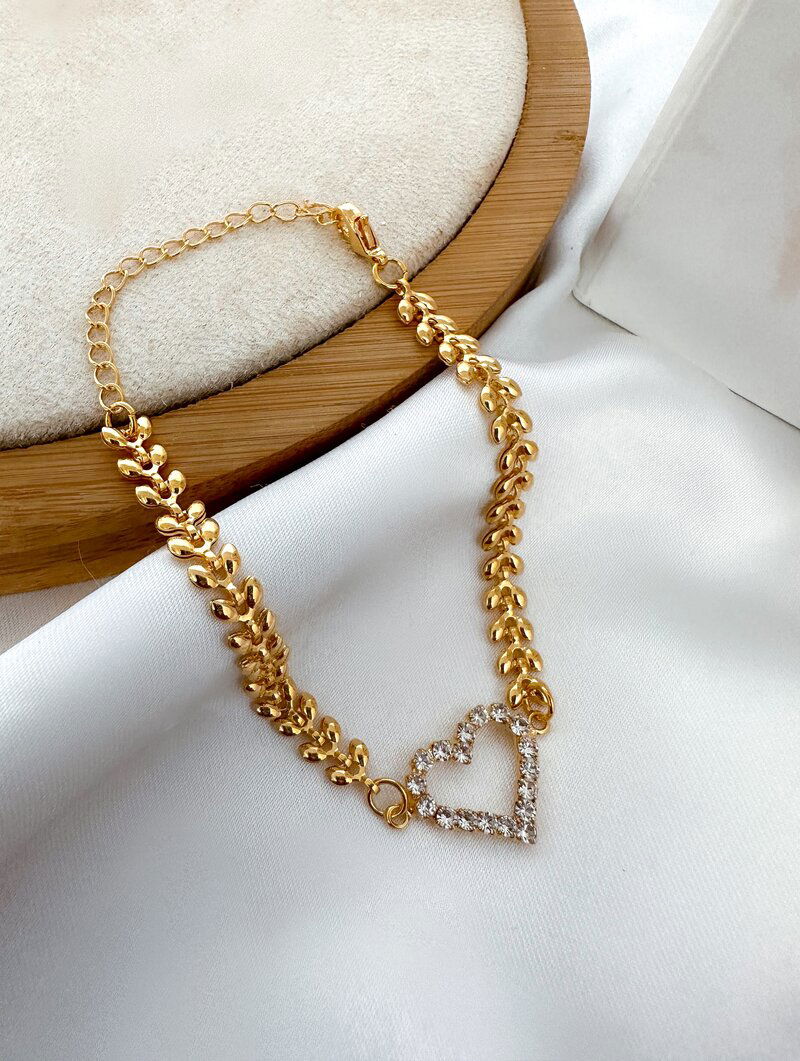 Pulseira Folheada a Ouro 18k Escamas com Coração Vazado