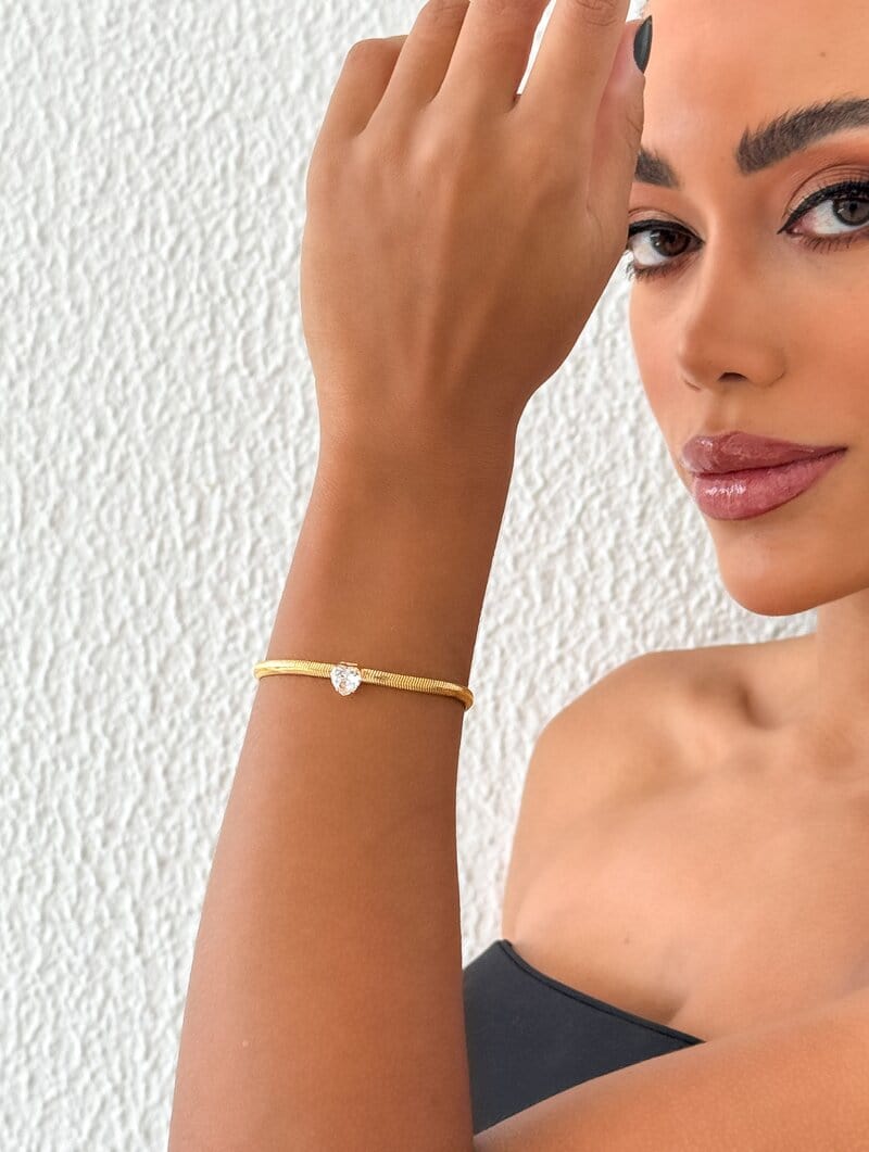 Pulseira Folheada a Ouro 18k Malha com Coração de Zircônia