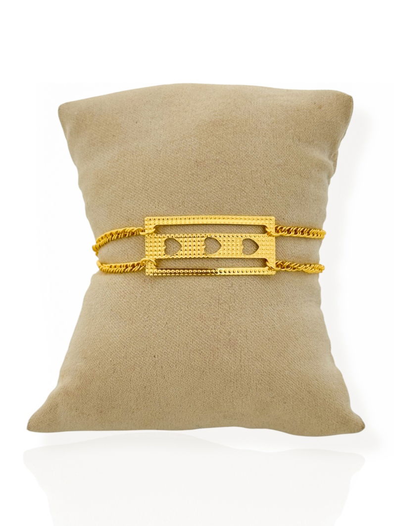 Pulseira Folheada a Ouro 18k Placa Corações Vazado
