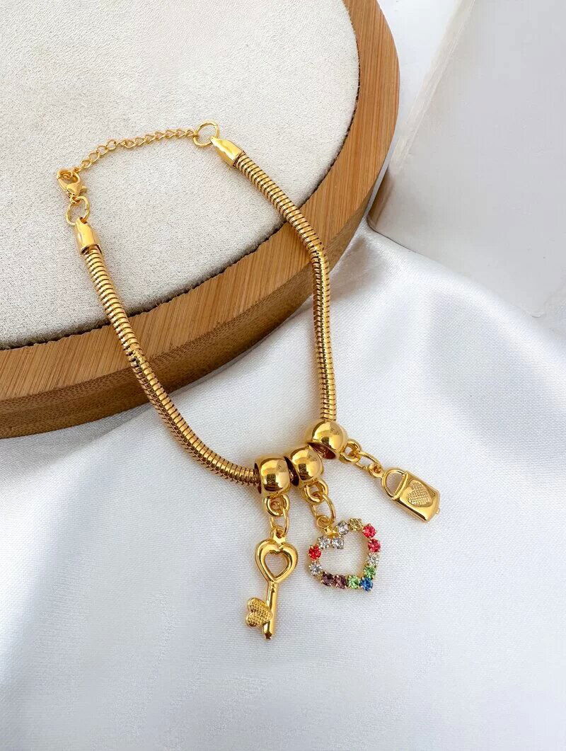 Pulseira Folheada a Ouro 18k Rabo de Tatu com Berloques