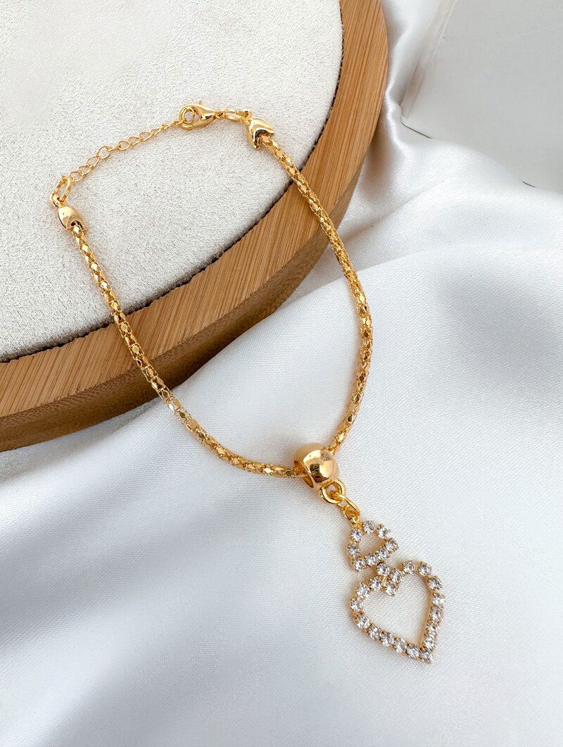 Pulseira Folheada a Ouro 18k Rabo de Tatu com Coração Vazado Cravejado