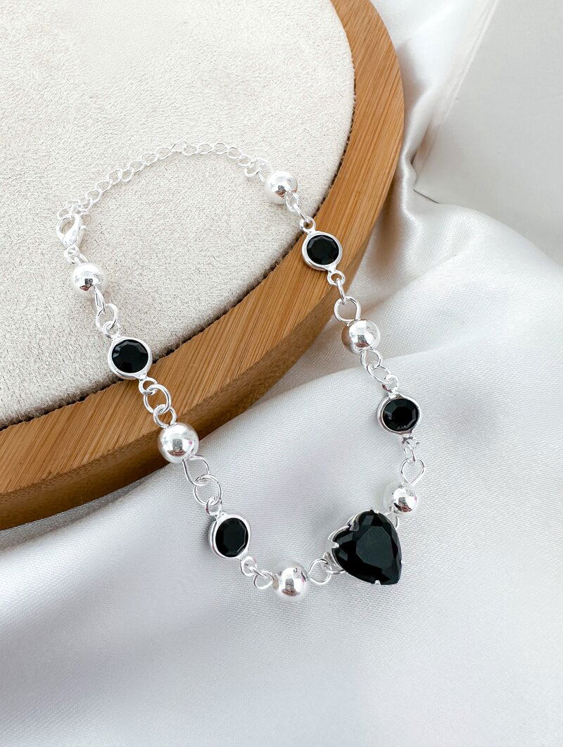 Pulseira Folheada a Prata 925 Coração de Zircônia Preta com Esferas Lisas