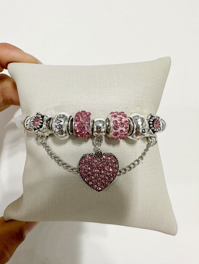 Pulseira Folheada a Prata com Berloques de Coração, Flor e Love