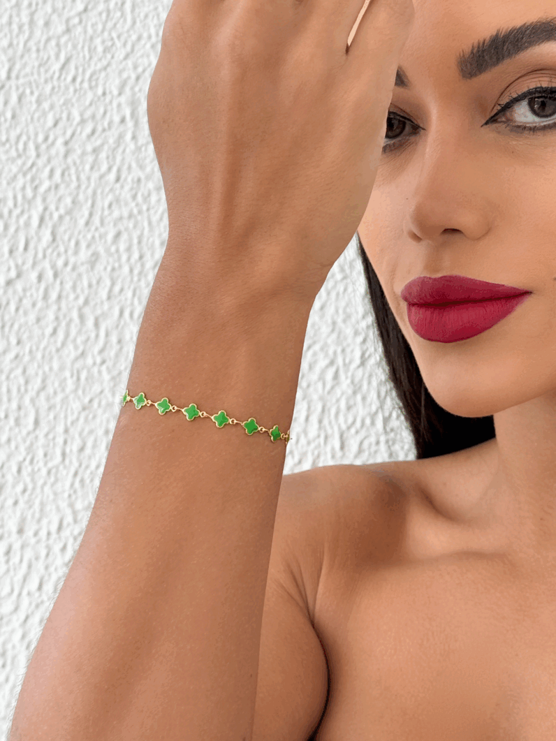 Pulseira Folheado a Ouro 18K Com Trevos Resinados
