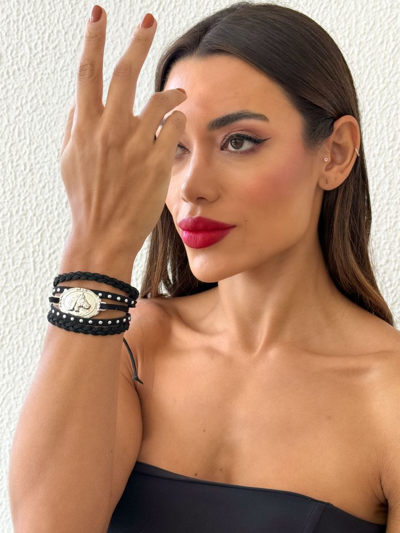 Pulseira Folheado a Ouro 18k Courinho Design Cavalo Detalhado