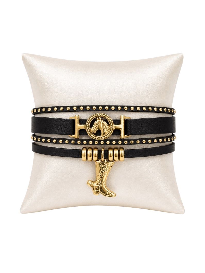 Pulseira Folheado a Ouro 18k Courinho Pingente Bota Desenhada
