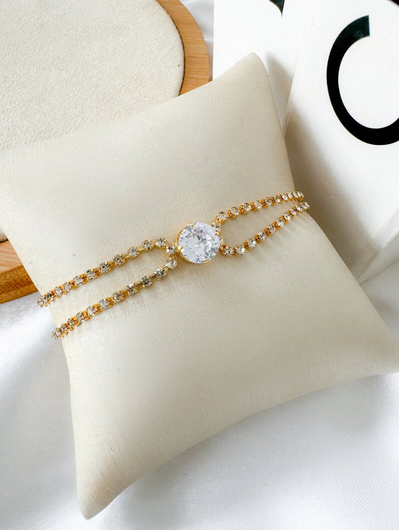 Pulseira Folheado a Ouro 18k Dois Fios de Micro Zircônias com Pedra Central