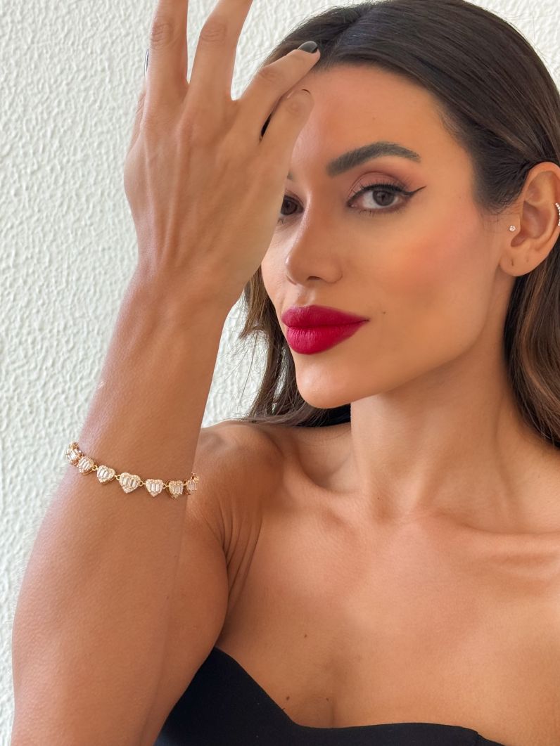 Pulseira Folheado a Ouro 18k e Prata Coração Microzirconia e Com Navetes Coloridos