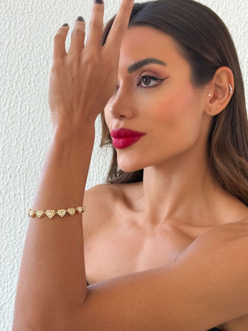Pulseira Folheado a Ouro 18k e Prata Coração Microzirconia e Com Navetes Coloridos