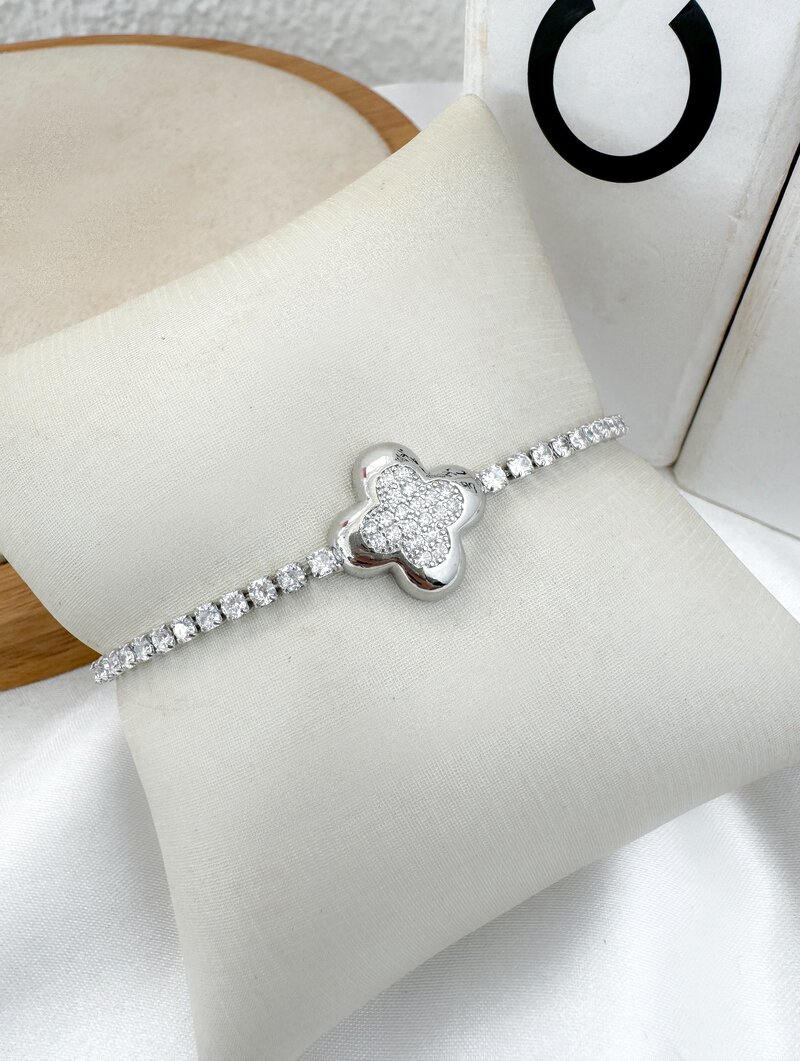 Pulseira Folheado a Ouro 18k e Prata Corrente de Micro Zircônias com Flor Inspiração