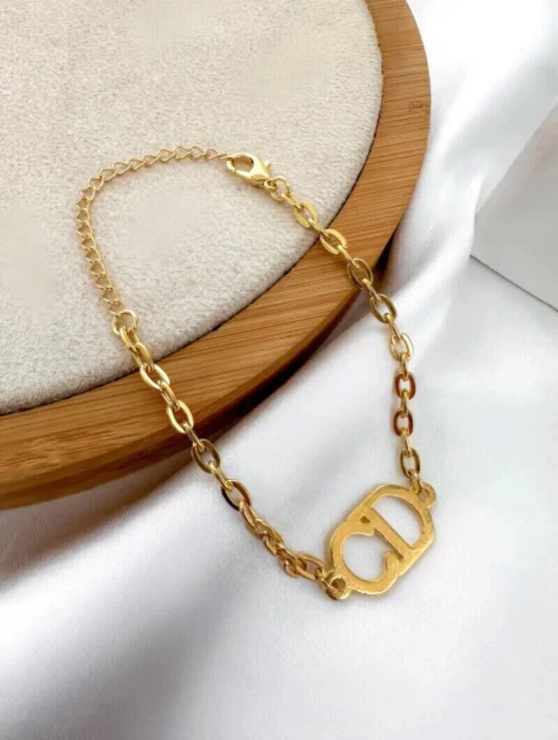 Pulseira folheado a ouro 18k inspiração joalheria.