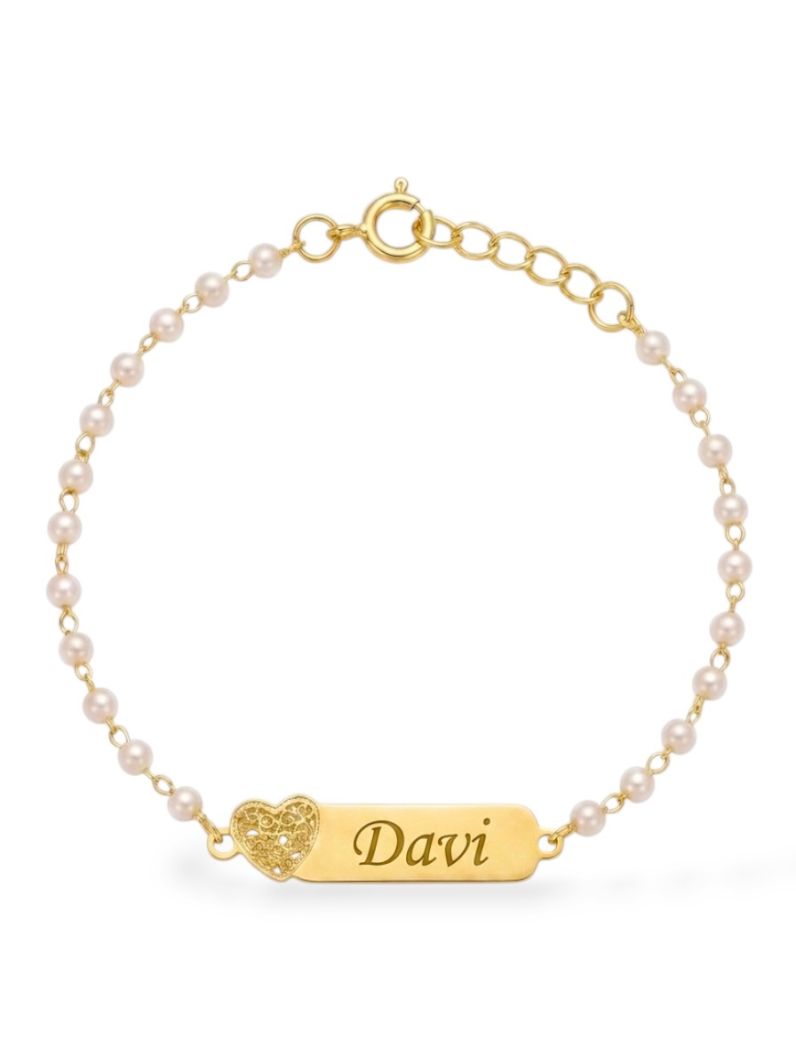 Pulseira Infantil Folheado a Ouro 18k Plaquinha Com Pérolas e Nomes