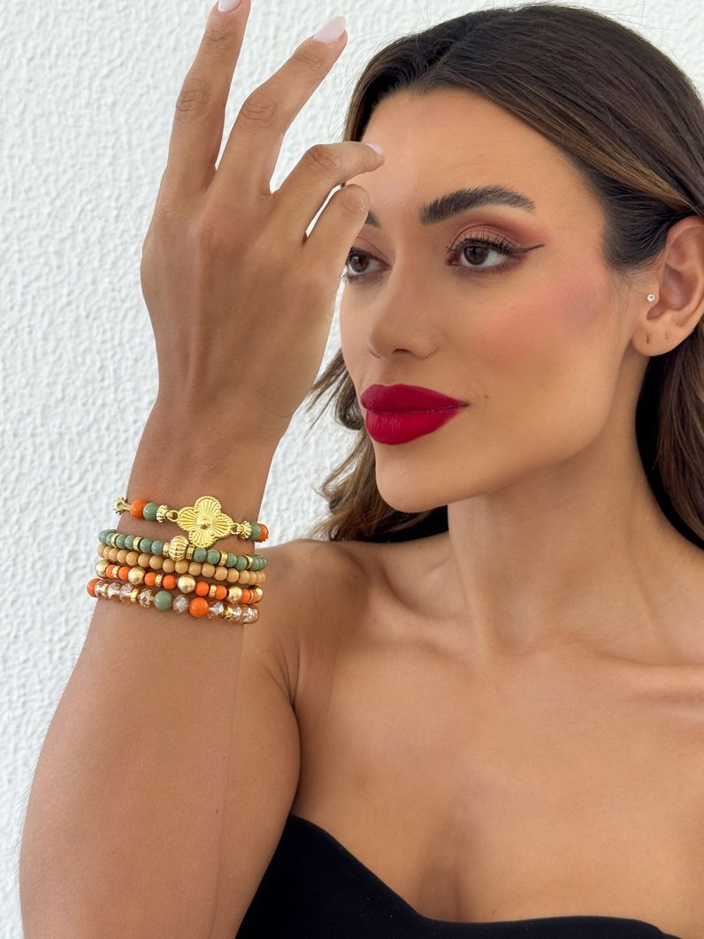 Pulseira Miçangas, Cristais e Moeda Folheado a Ouro 18k