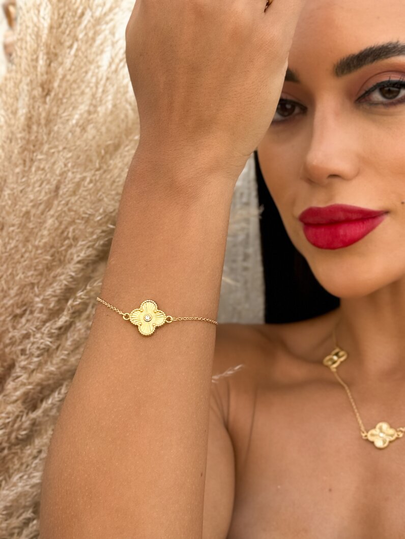 Pulseira Semi Joia Inspiração Virginia Com Ponto De Luz