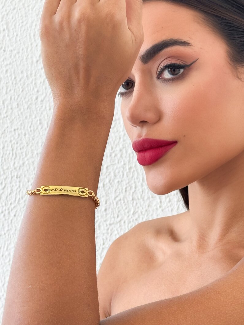 Pulseira Semi Joia Plaquinha Mãe de Menino' e 'Mãe de Menina '
