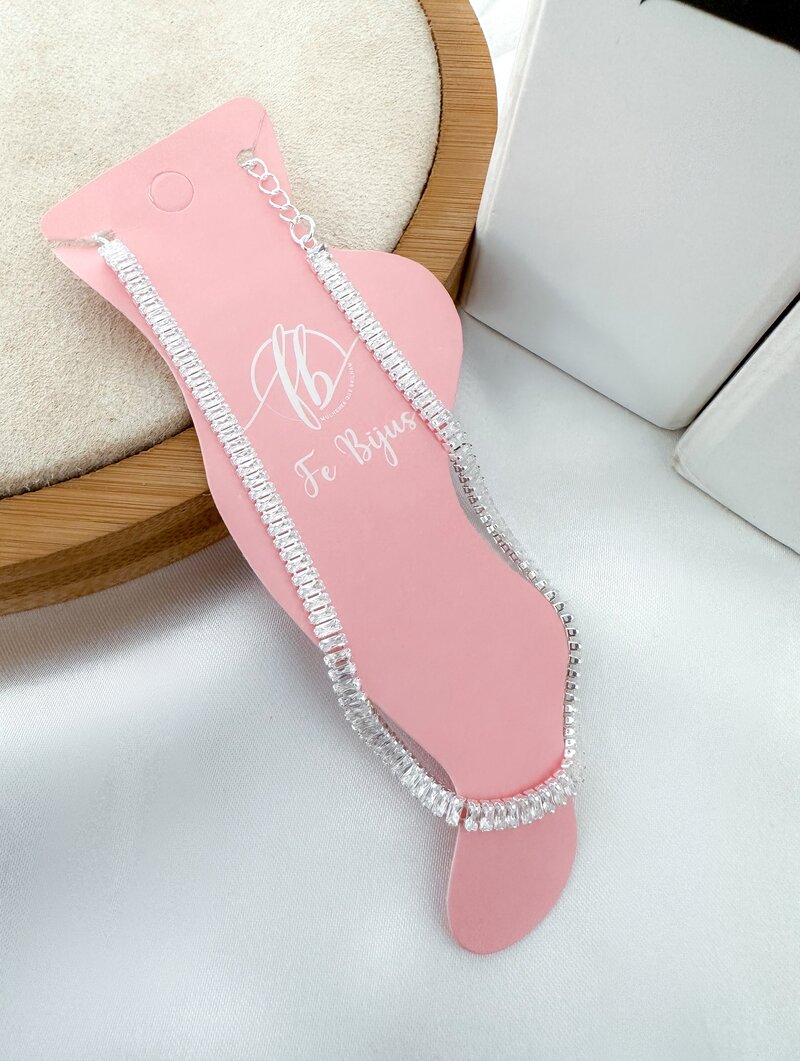 Tornozeleira Folheada a Ouro 18k e Prata Navetes de Zircônias P