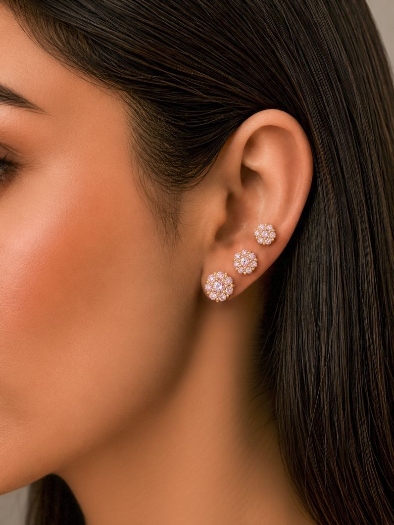 Trio de Brinco Folheado a Ouro 18k e Prata Design Flor Cravejada