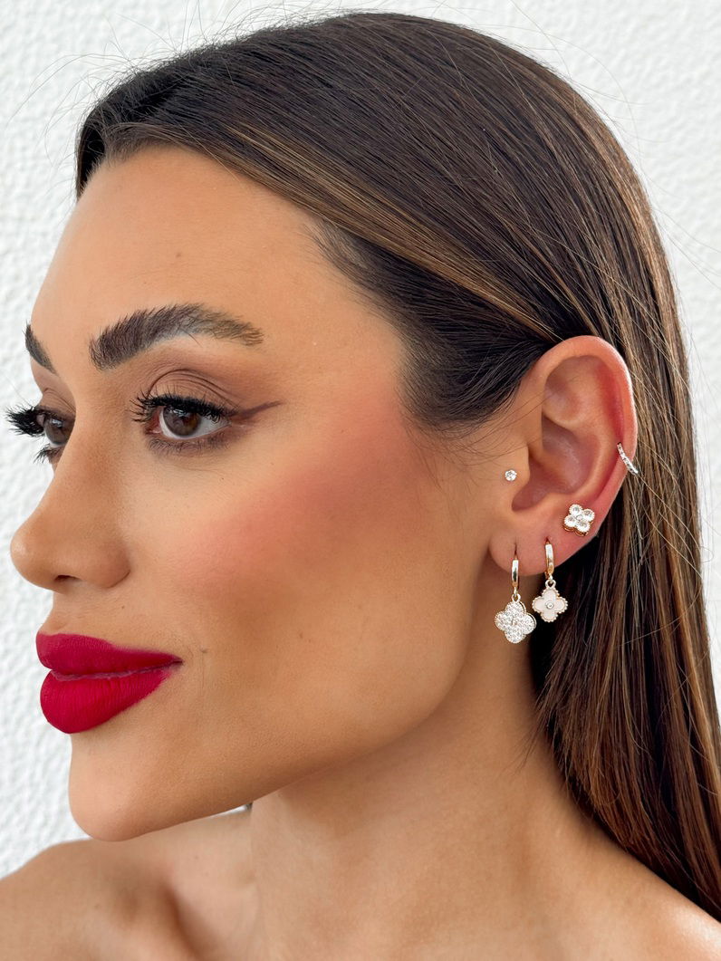 Trio de Brinco Folheado a Ouro 18k e Prata Inspiração Vg. Resinada e Cravejada