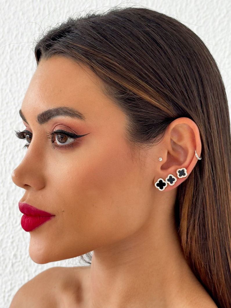 Trio de Brinco Folheado a Ouro 18k e Prata Inspiração Vg Resinada Com Borda Micro Zircônia