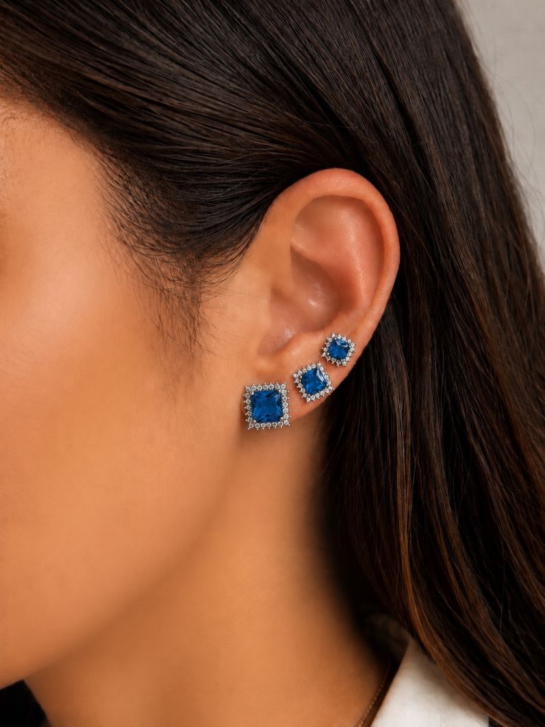 Trio de Brinco Folheado a Ouro 18k e Prata Quadrados de Cristal Com Zircônias
