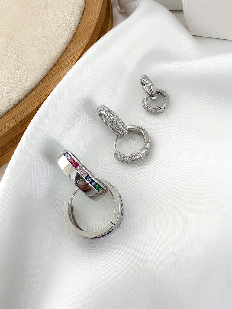 Trio de brincos argolas luxo com micro zircônias folheado a ouro 18k e prata 925