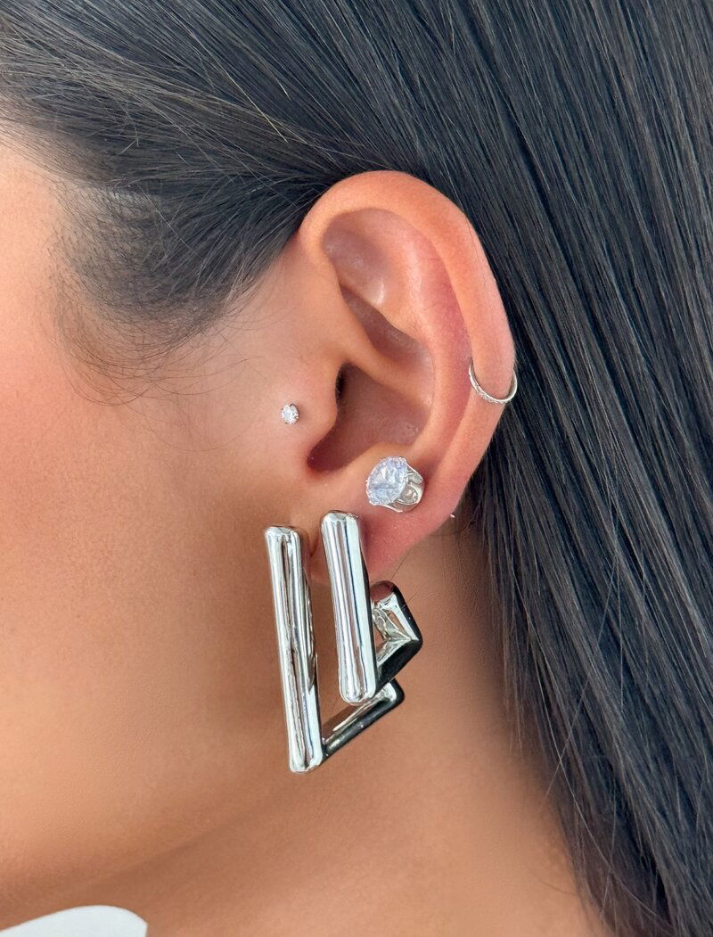 Trio de Brincos Folheado a Prata Argola Triangular com Ponto de Luz