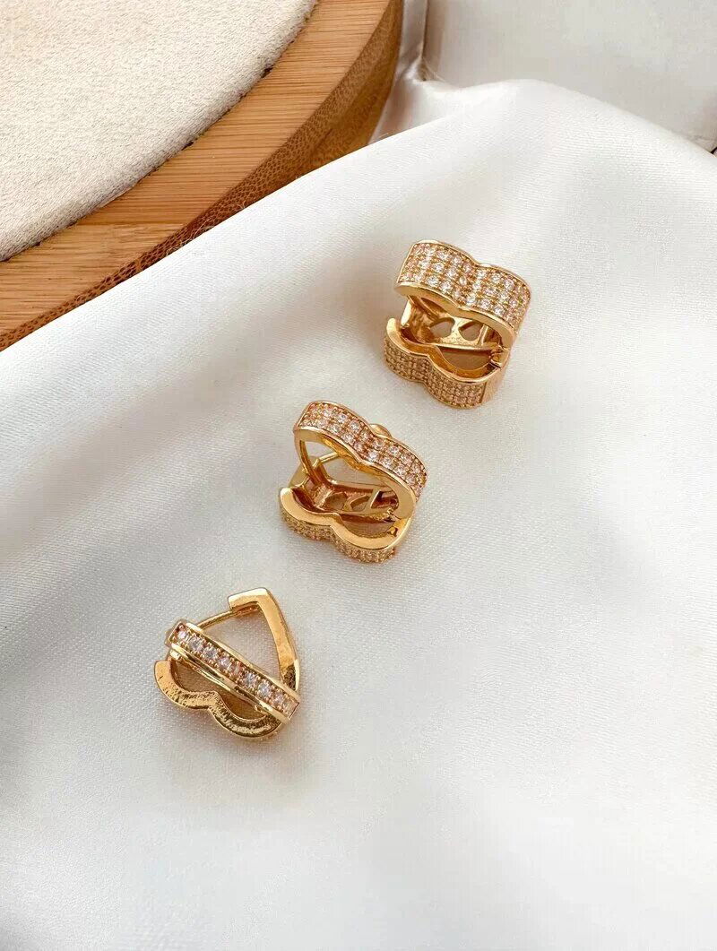 Trio de Brincos Folheado a Ouro 18k e Prata Coração Cravejado com Micro Zircônia